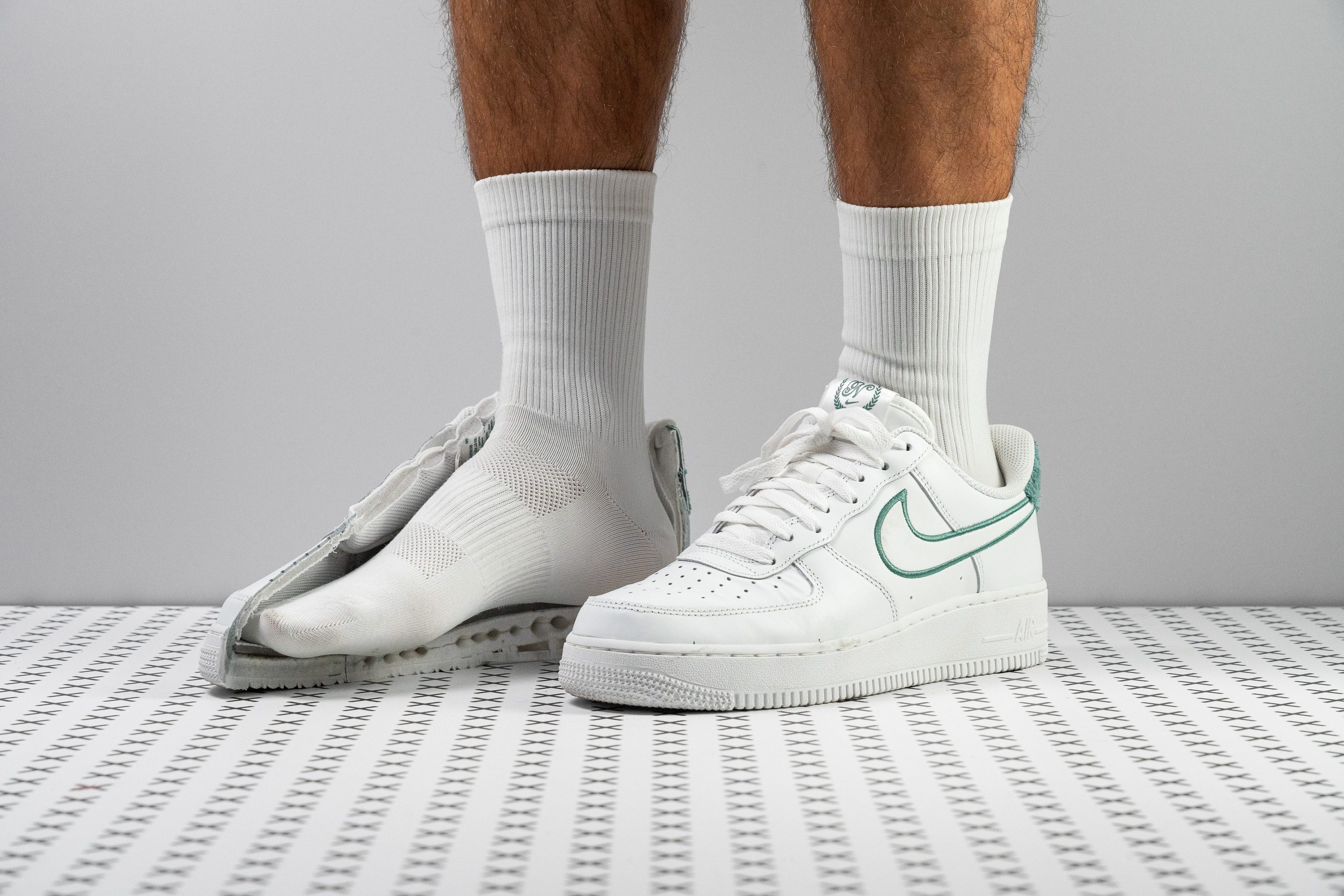 1.4" (3.7 cm) - Nike Air Force 1 07 LV8