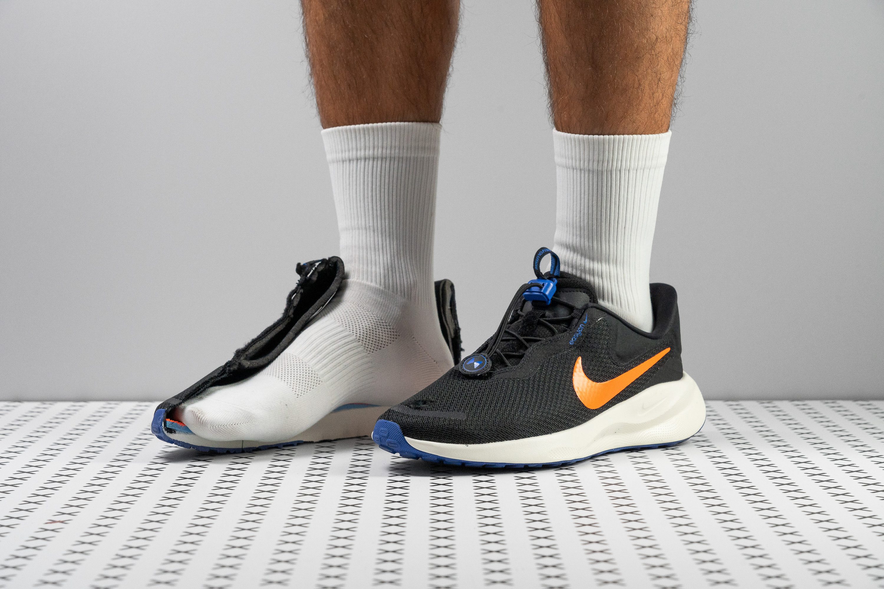 1.2" (3.2 cm) - Nike Revolution 7 EasyOn